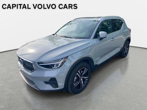 2025 Volvo XC40 Core Bright Theme