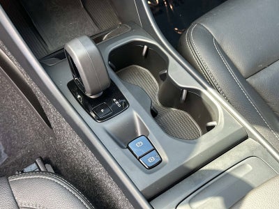 2025 Volvo XC40 Core Bright Theme