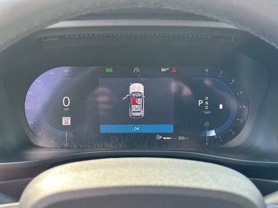 2025 Volvo XC40 Core Bright Theme