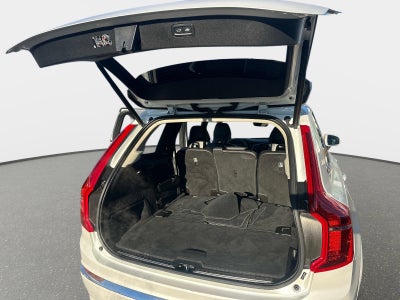 2025 Volvo XC90 Core