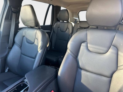 2025 Volvo XC90 Core