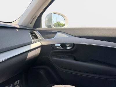 2025 Volvo XC90 Core