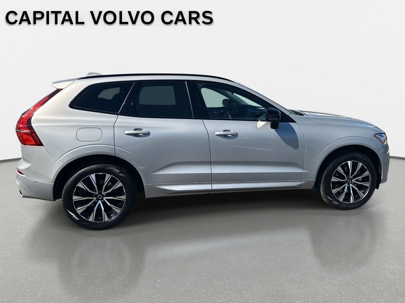 2025 Volvo XC60 Plus