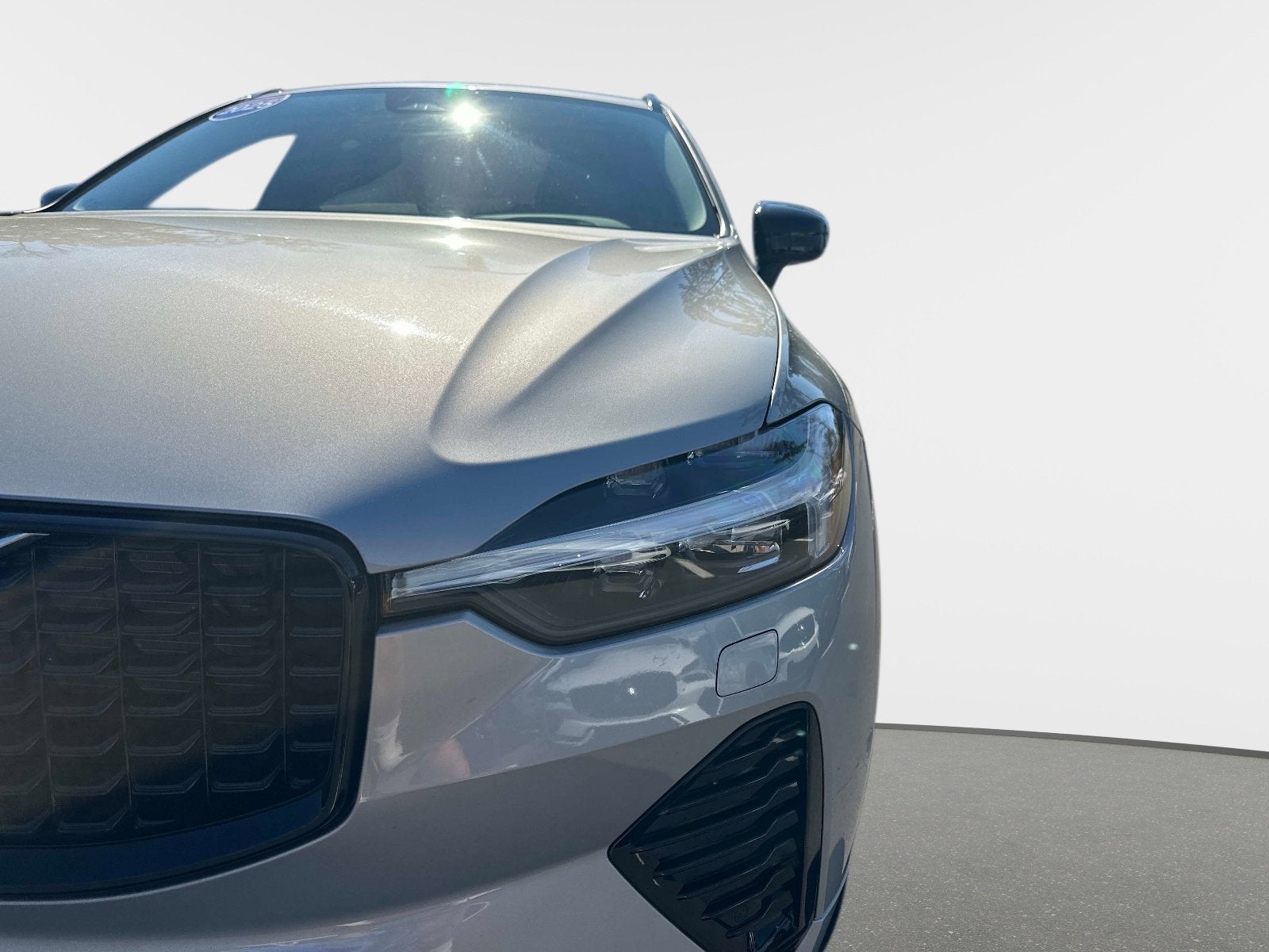 2025 Volvo XC60 Plus