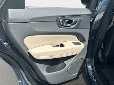 2026 Volvo XC60 Plus