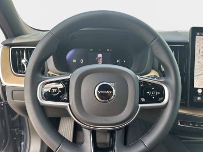 2026 Volvo XC60 Plus