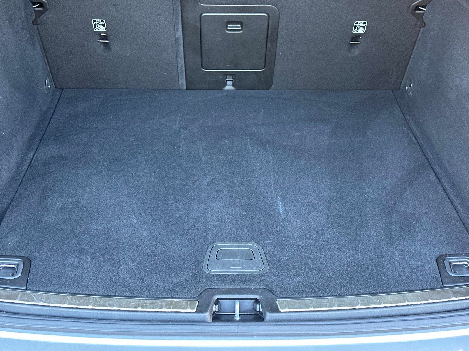 2025 Volvo XC60 Plus