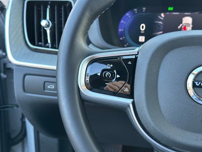 2025 Volvo XC60 Plus