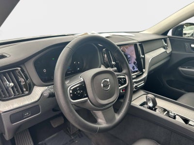 2025 Volvo XC60 Plus