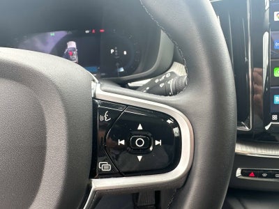 2025 Volvo XC60 Plus