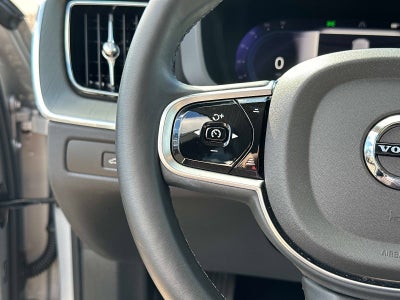 2025 Volvo XC60 Plus