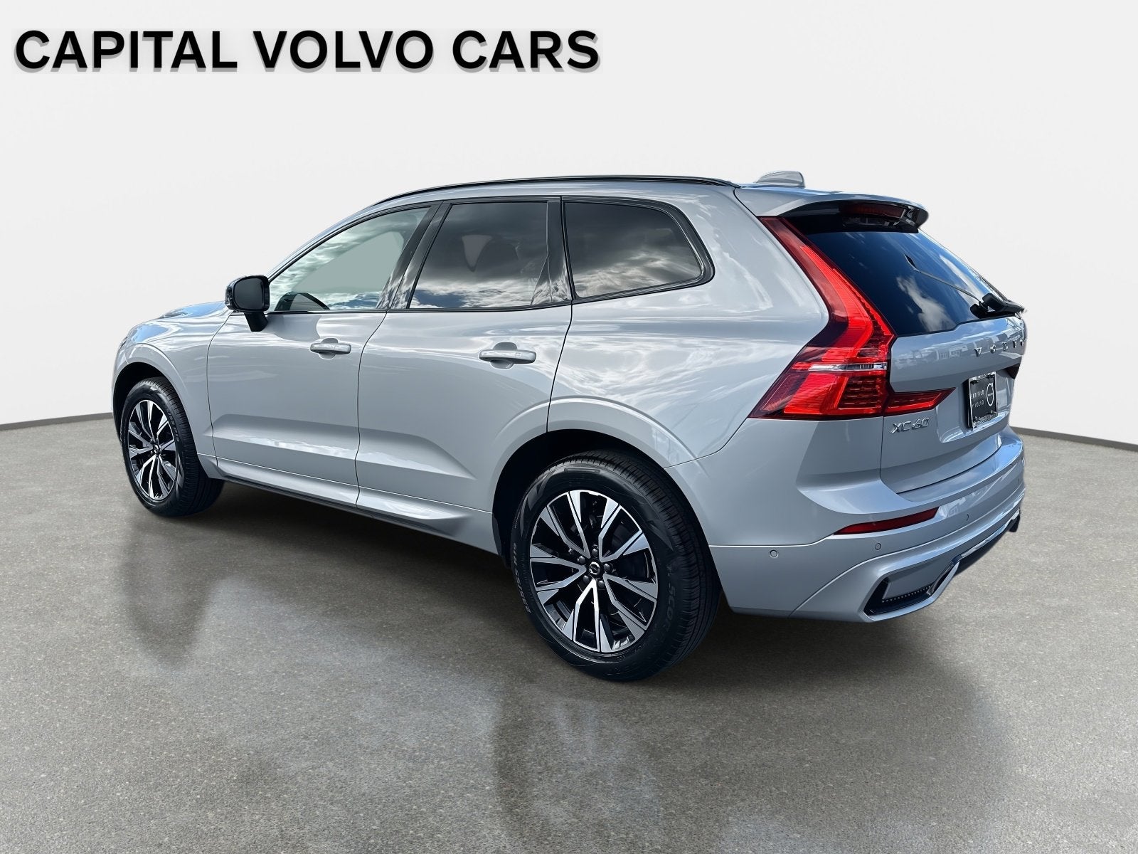 2025 Volvo XC60 Plus