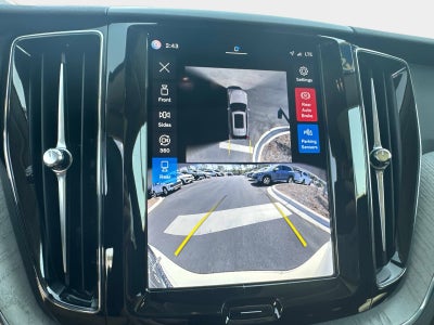 2025 Volvo XC60 Plus