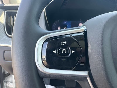 2025 Volvo XC60 Plus