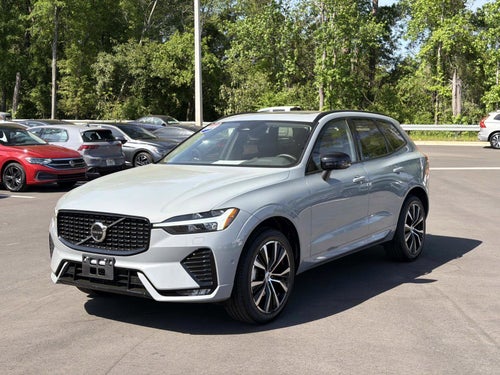 2025 Volvo XC60 Plus