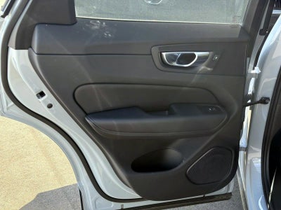 2025 Volvo XC60 Plus
