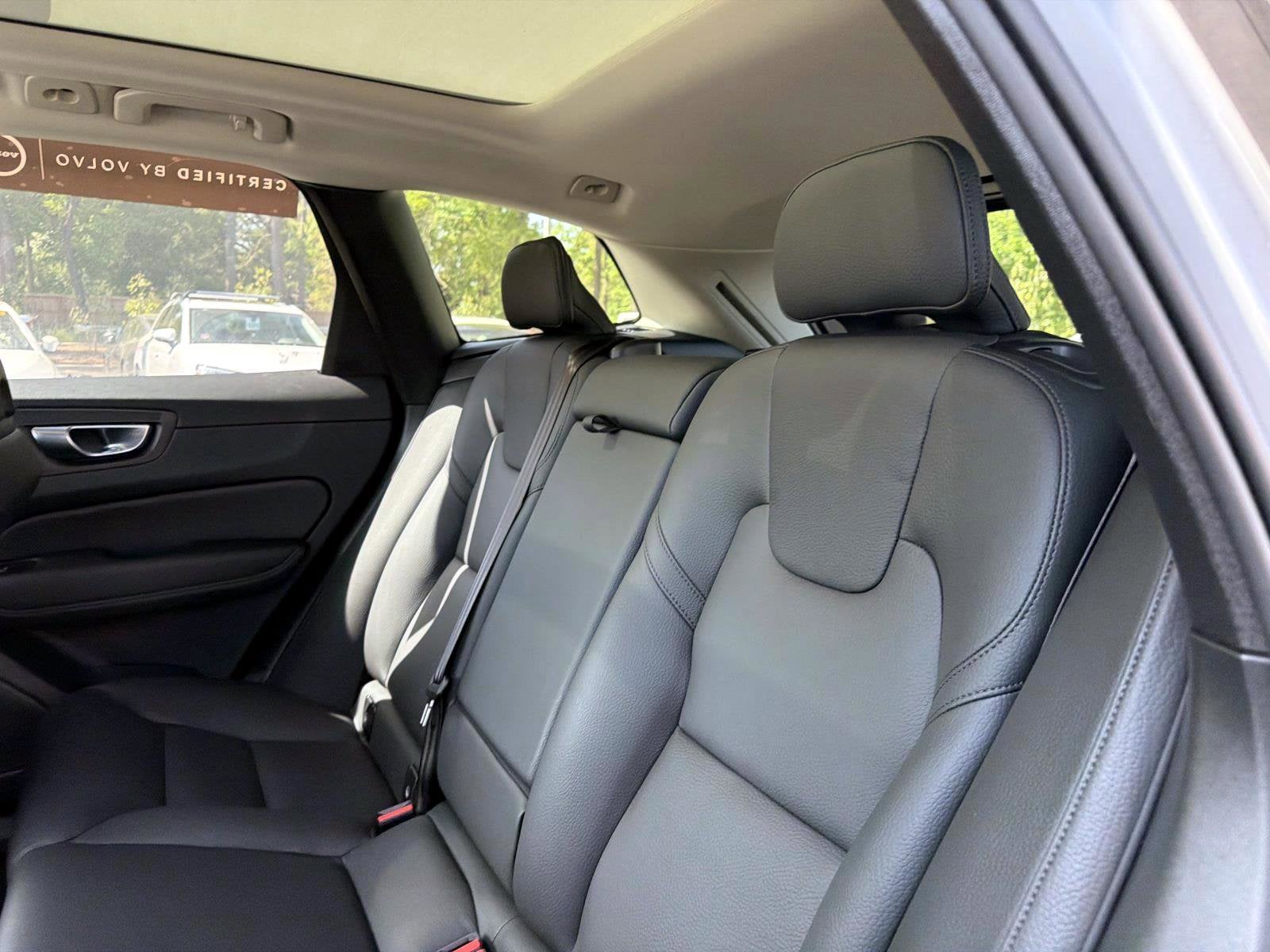 2025 Volvo XC60 Plus