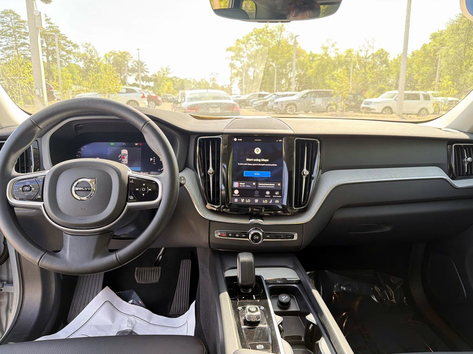 2025 Volvo XC60 Plus