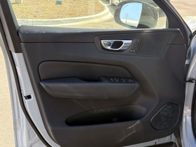 2025 Volvo XC60 Plus
