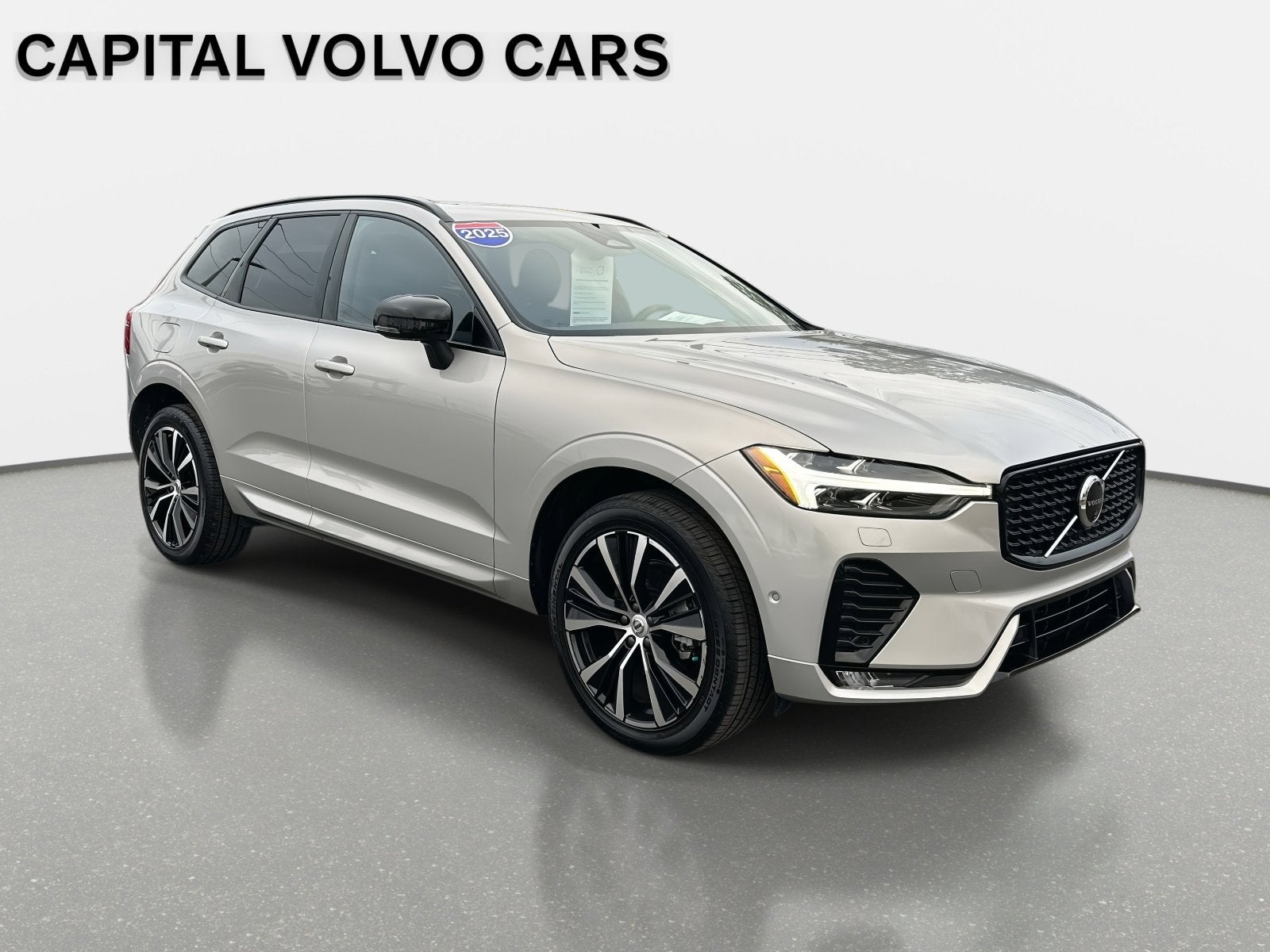 2025 Volvo XC60 Plus
