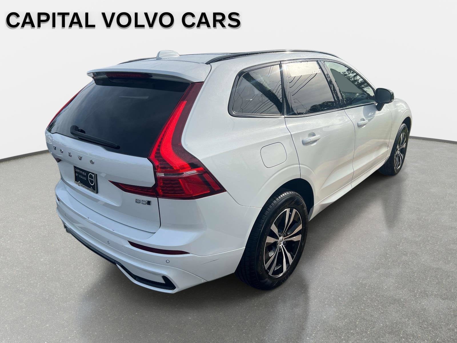 2025 Volvo XC60 Core