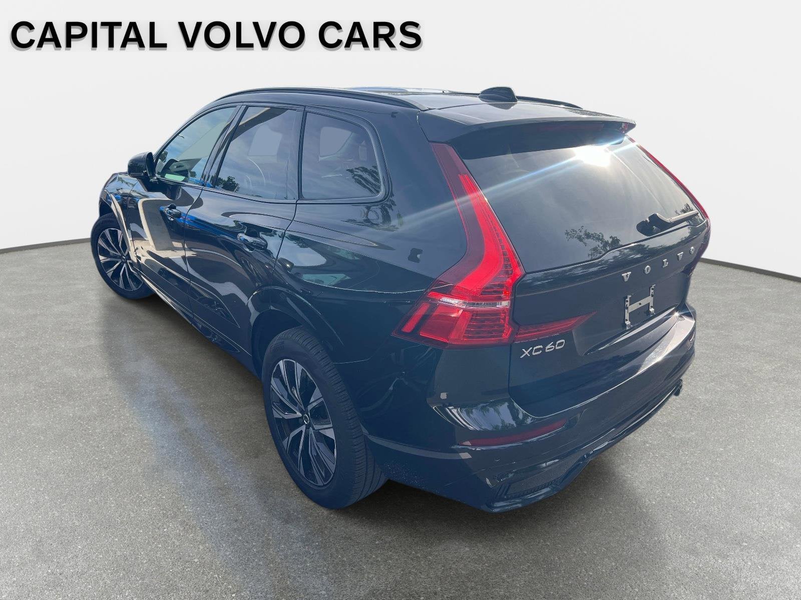 2025 Volvo XC60 Core