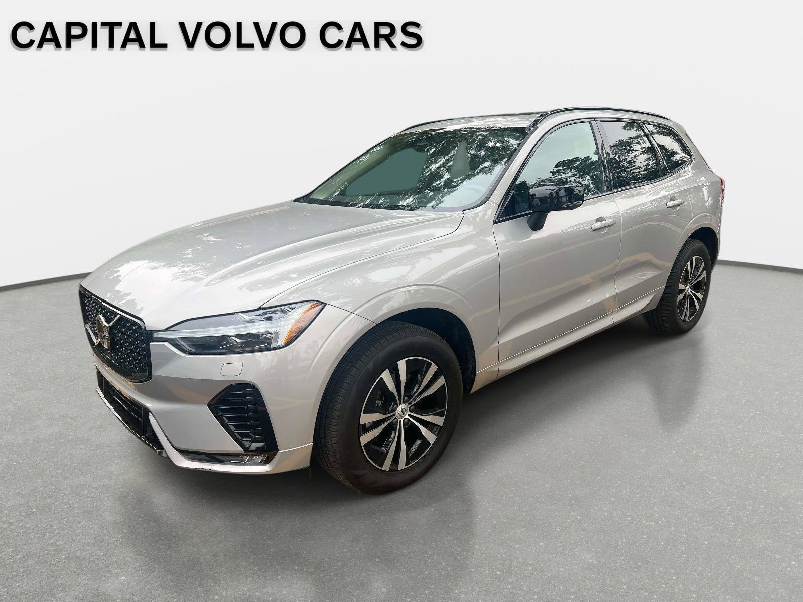 2025 Volvo XC60 Core
