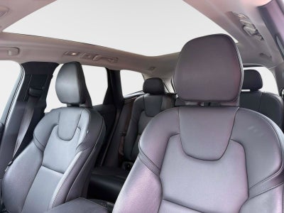 2025 Volvo XC60 Core