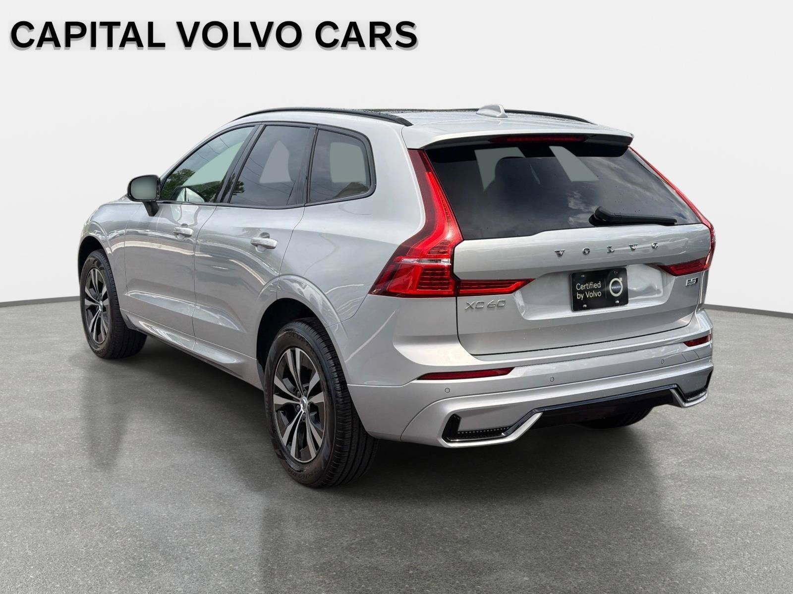2025 Volvo XC60 Core