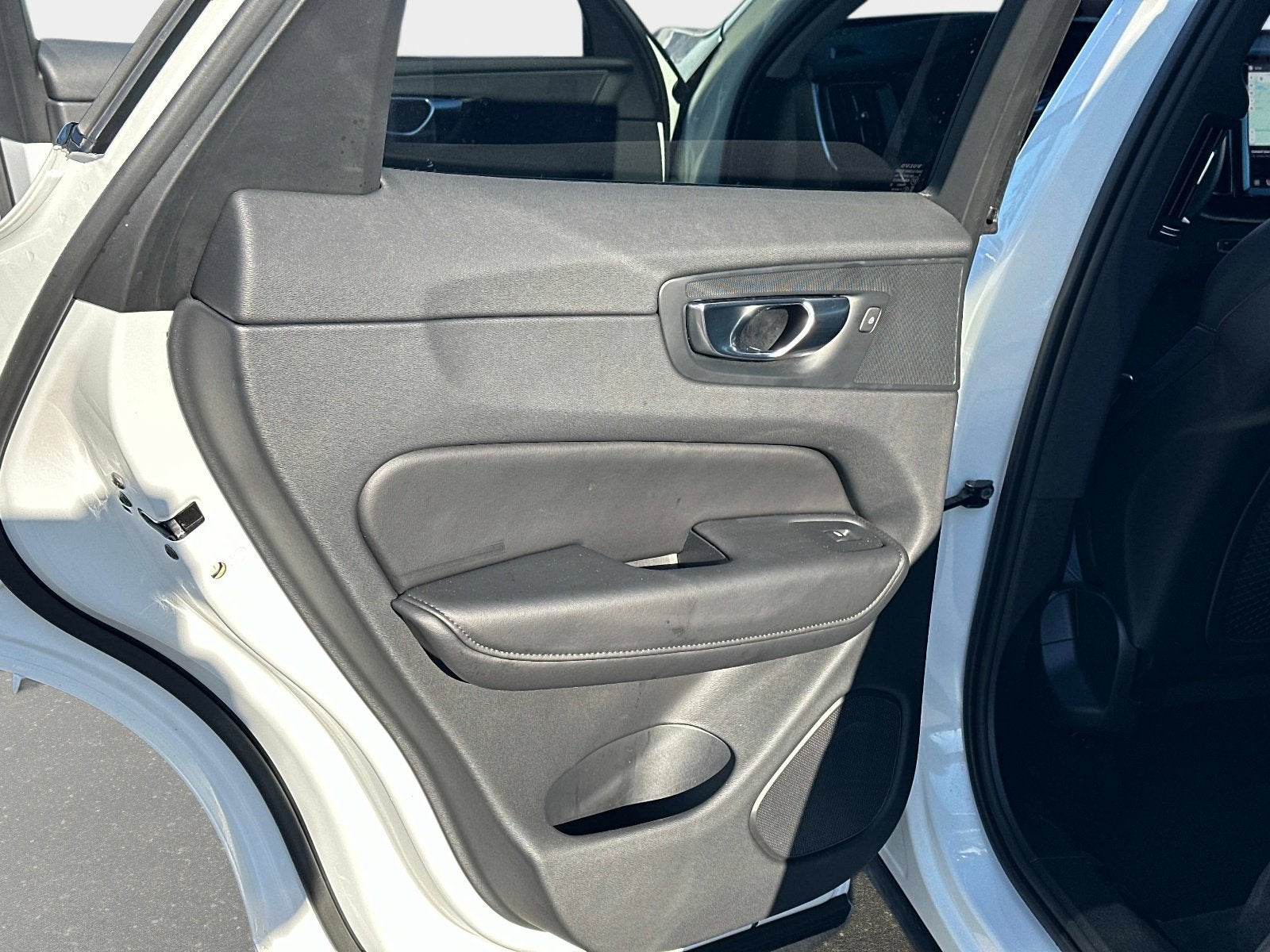 2025 Volvo XC60 Core