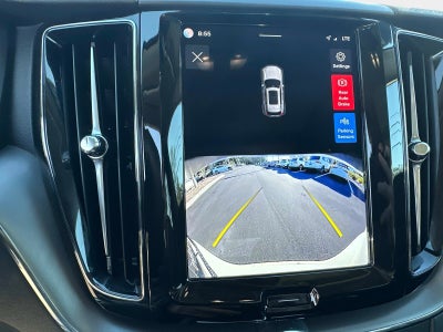2025 Volvo XC60 Core