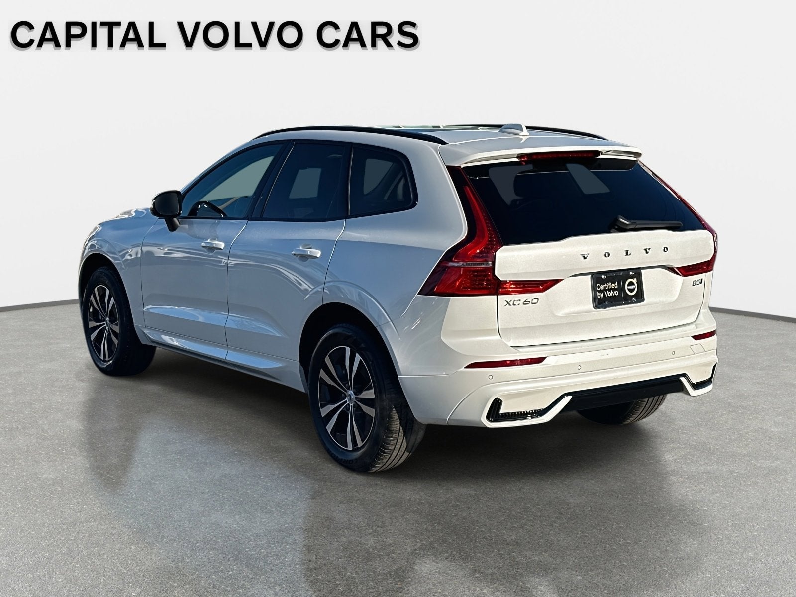2025 Volvo XC60 Core