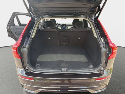 2025 Volvo XC60 Core