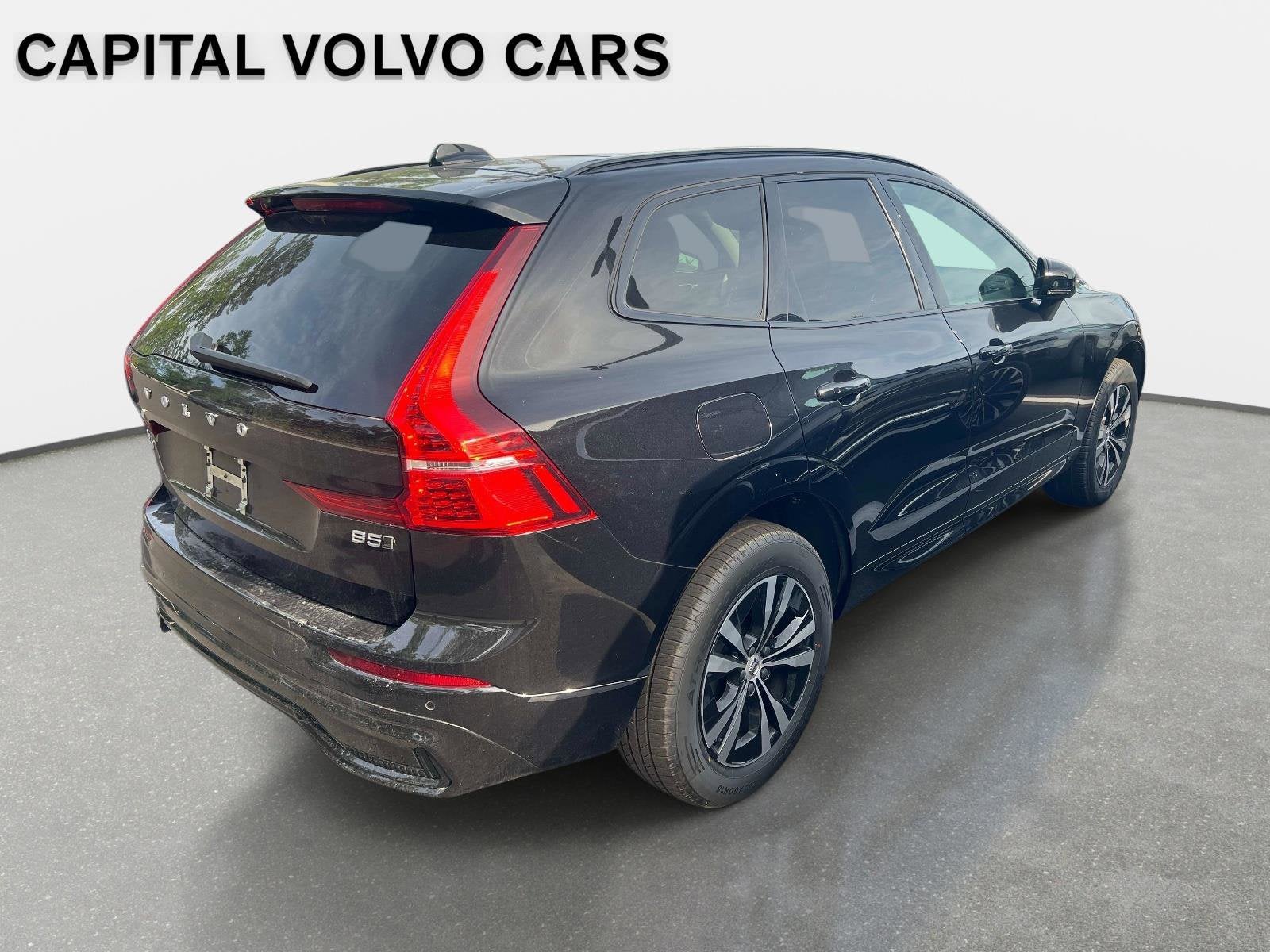 2025 Volvo XC60 Core