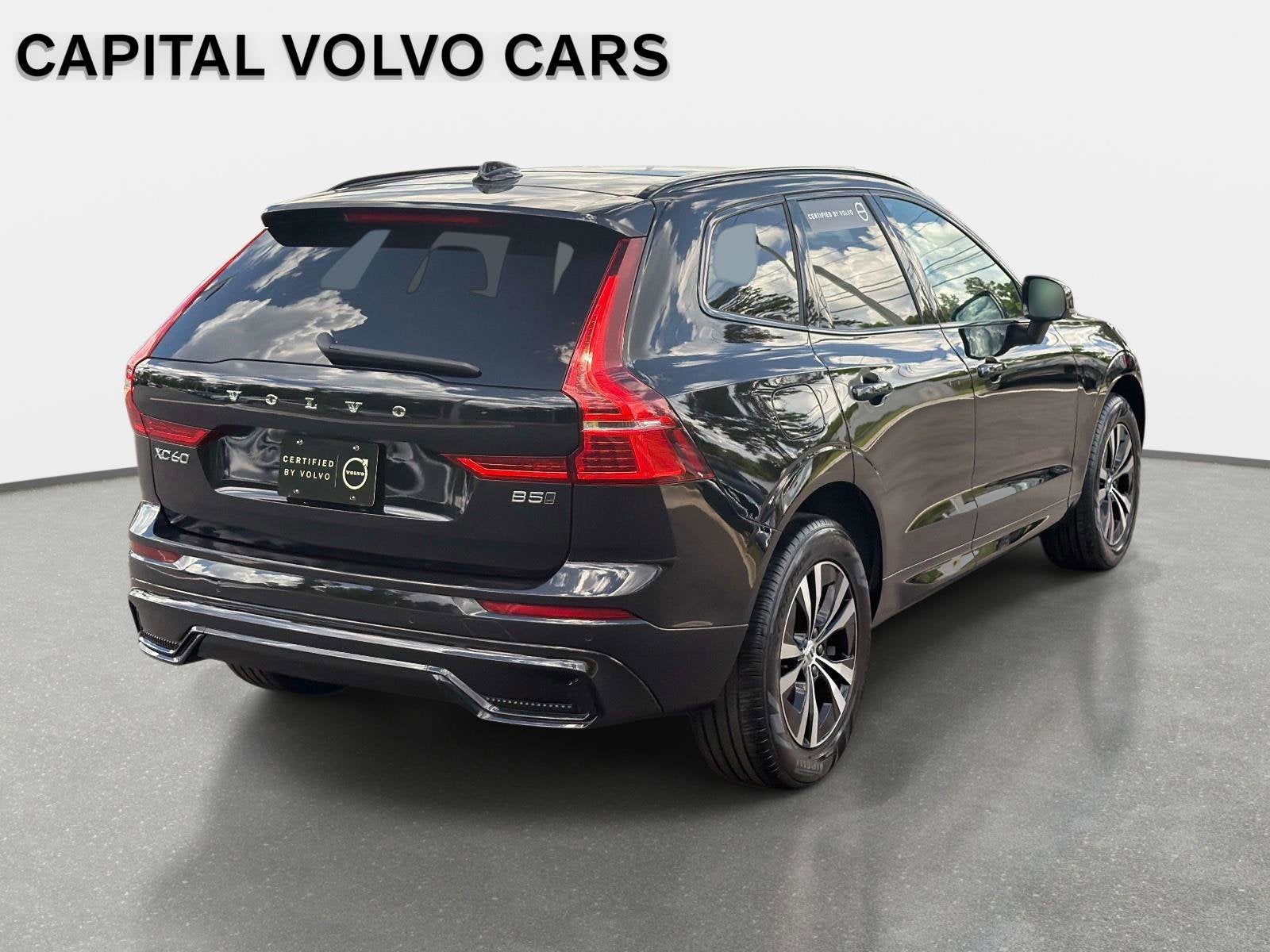 2025 Volvo XC60 Core