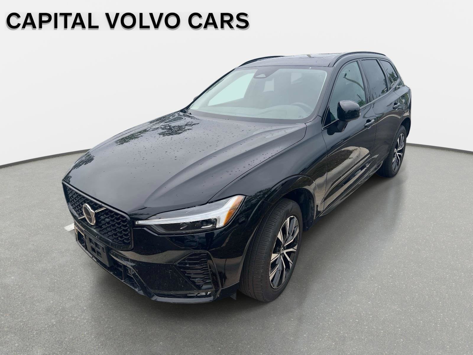 2025 Volvo XC60 Core
