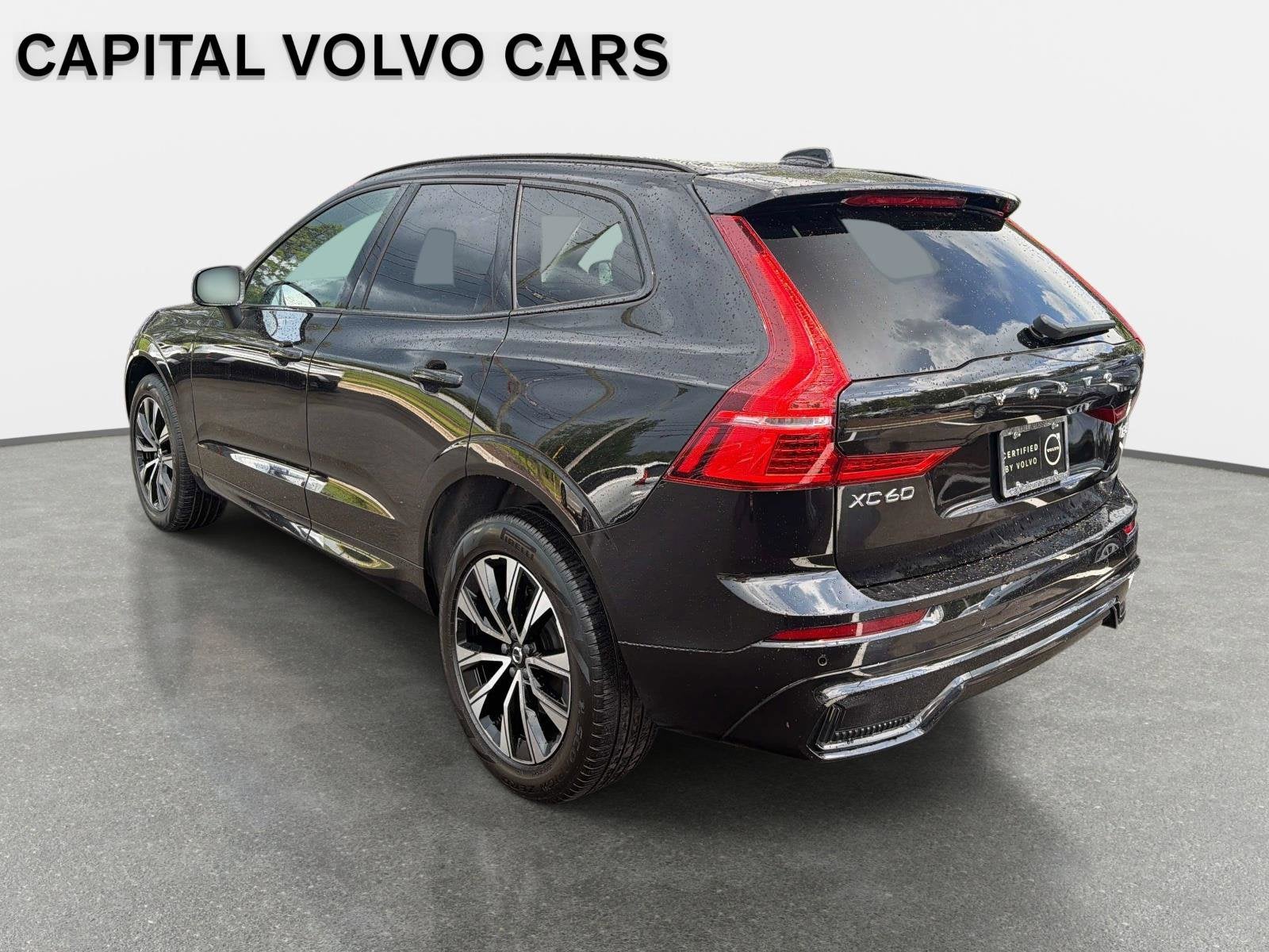2025 Volvo XC60 Core