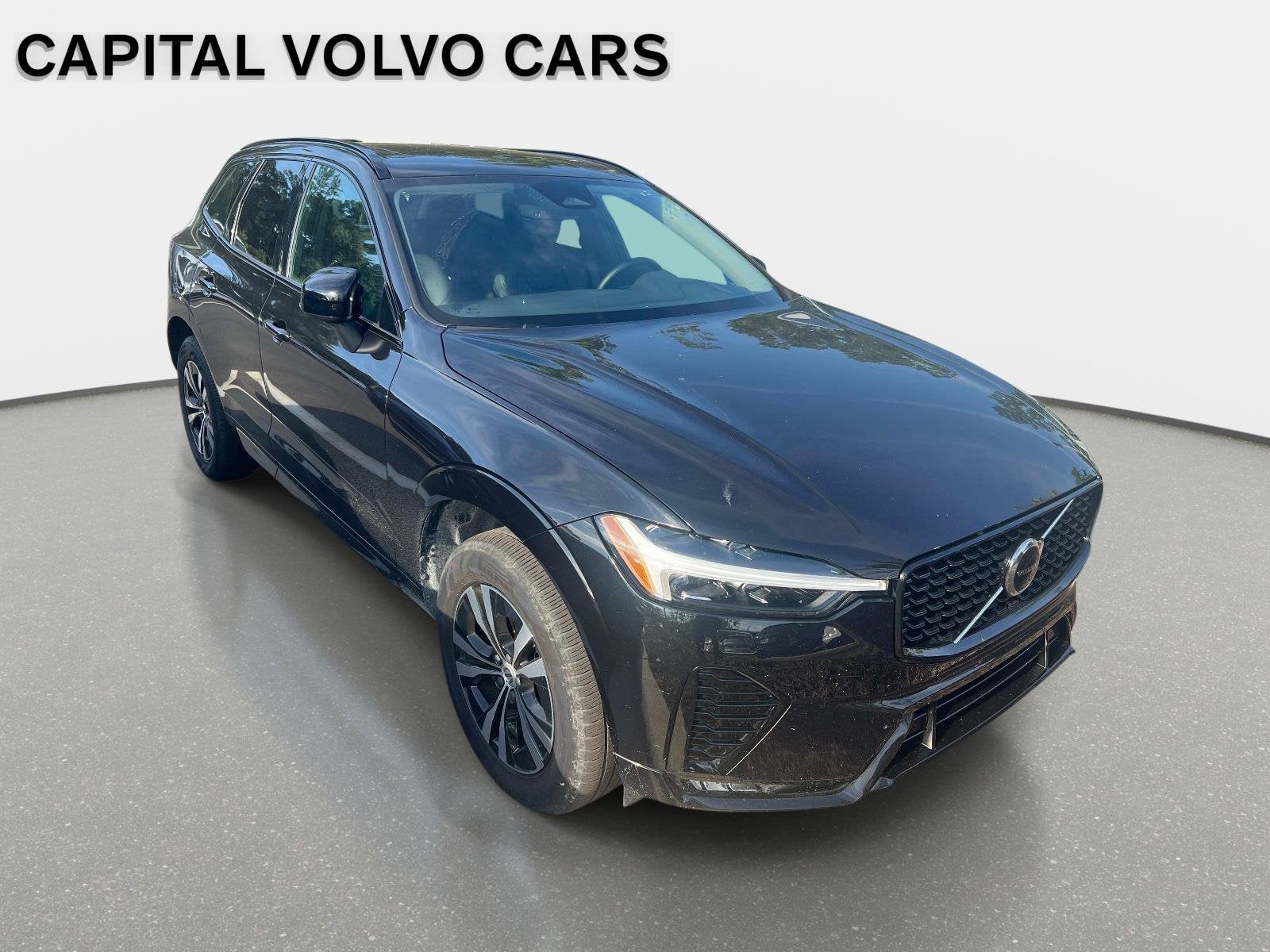 2025 Volvo XC60 Core