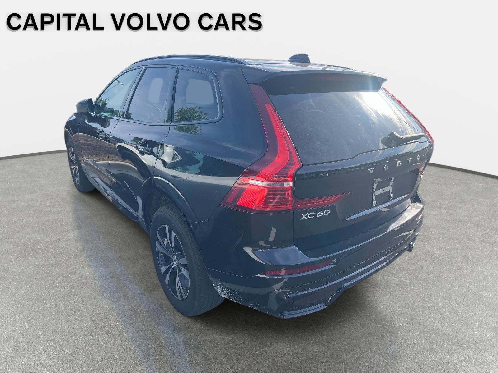 2025 Volvo XC60 Core