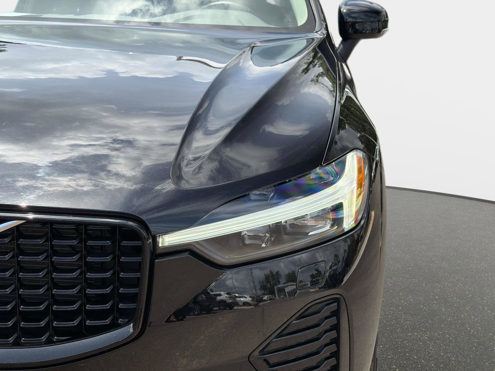 2025 Volvo XC60 Core