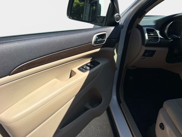 2016 Jeep Grand Cherokee Laredo