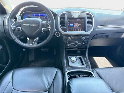 2015 Chrysler 300 Limited