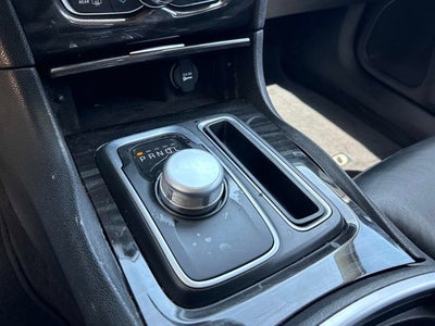 2015 Chrysler 300 Limited