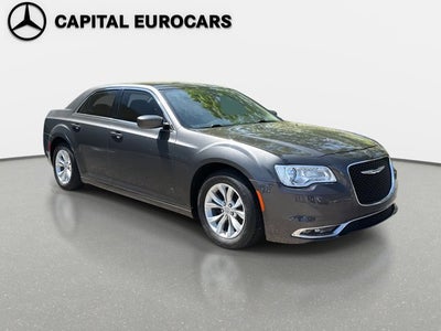 2015 Chrysler 300 Limited
