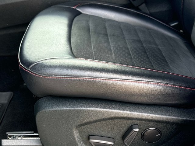 2022 Ford Edge ST Line