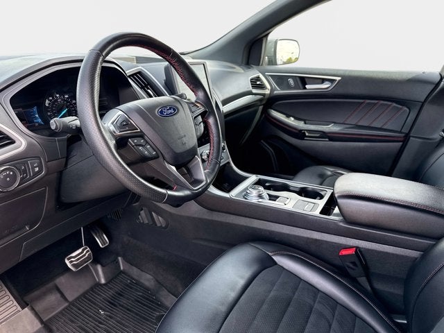 2022 Ford Edge ST Line