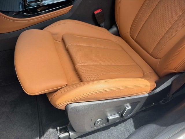 2025 BMW X4 xDrive30i