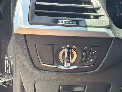 2025 BMW X4 xDrive30i