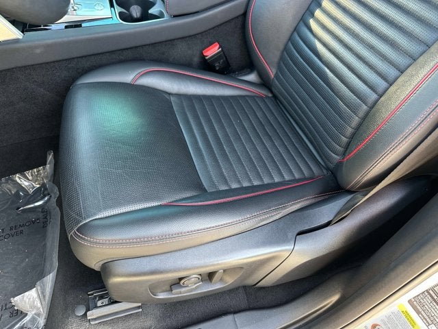 2023 Land Rover Discovery Sport SE R-Dynamic