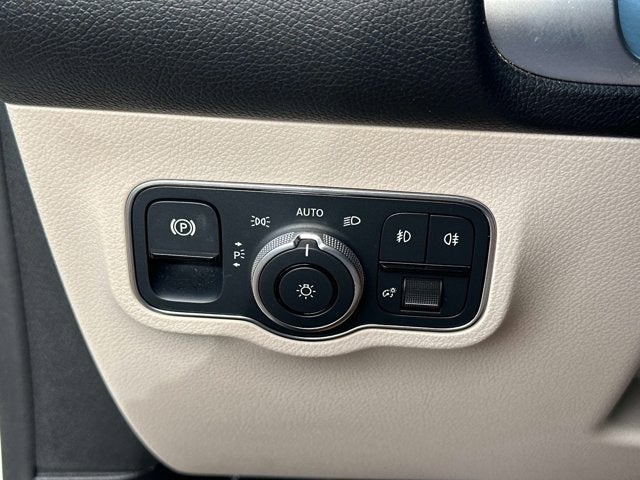 2023 Mercedes-Benz GLB GLB 250